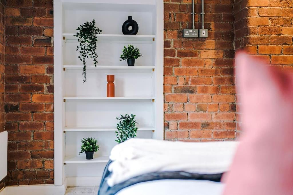 Luxury Oversized Apartment With Signature Bathroom Leeds  Exterior photo