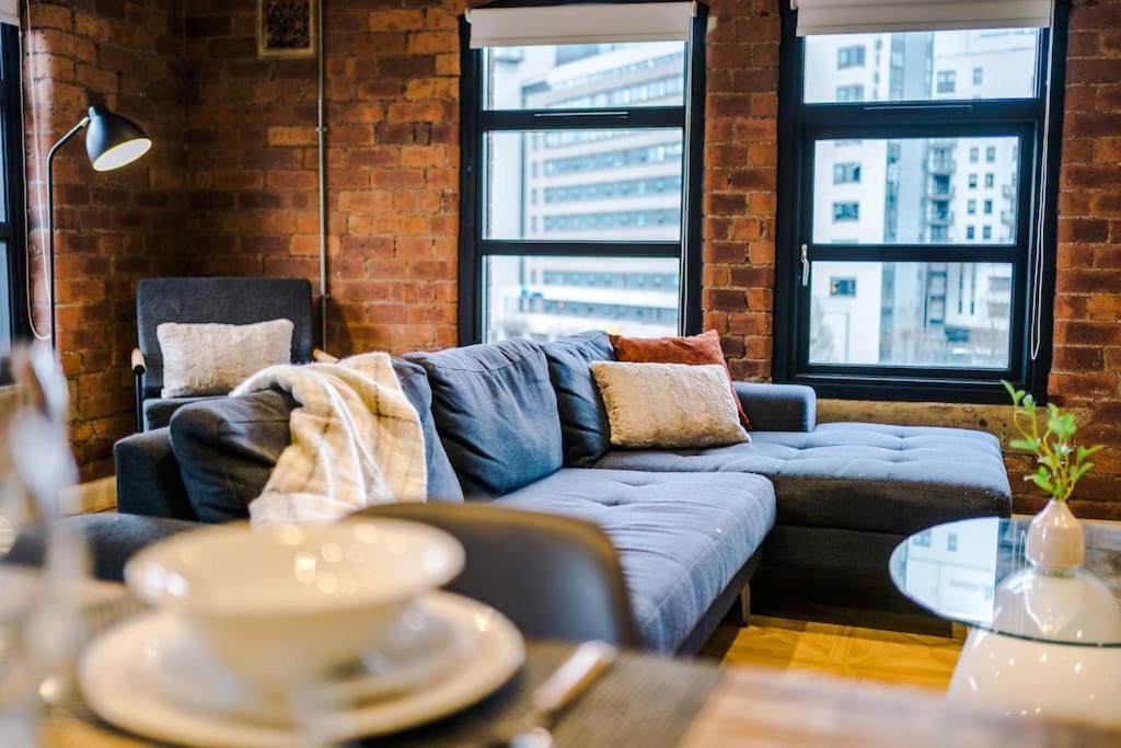 Luxury Oversized Apartment With Signature Bathroom Leeds  Exterior photo